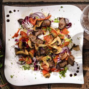 Salata Mansion PUB cu carne de vita